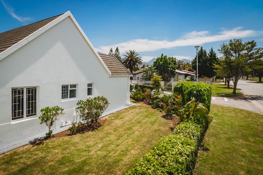 3 Bedroom Property for Sale in George East Western Cape